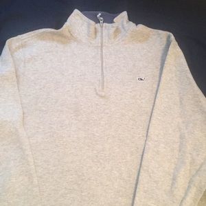 Vineyard Vines pull over